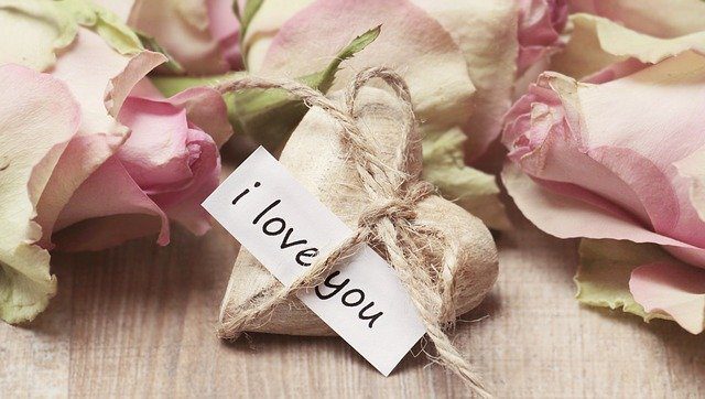 Wat stuur jij je ex op valentijnsdag Wat stuur jij je ex op valentijnsdag